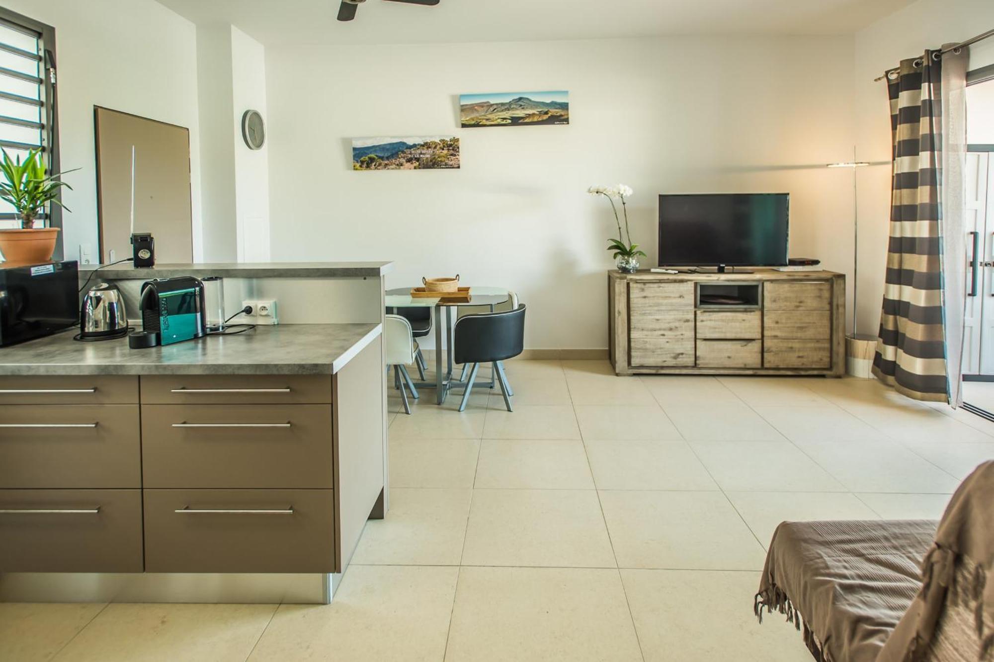 Appartement Ylang Ylang A L Ermitage Les Bains - Proche De La Mer Pour 4 Personnes Saint-Paul Room photo
